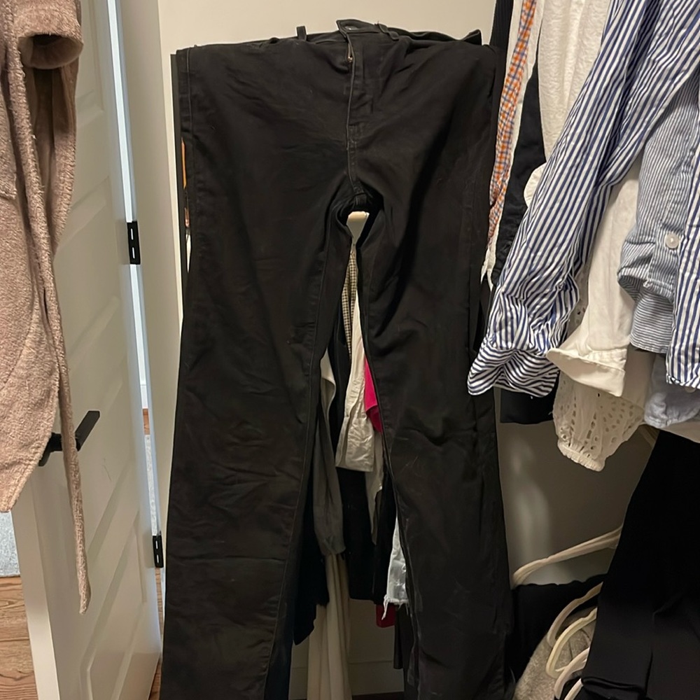 Levi’s classic straight black size 4